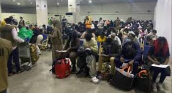 390 Nigerians Previously Stranded in Niger Republic Return to Nigeria