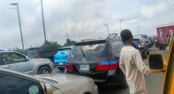 Trailer Accident Causes Traffic Gridlock at Lagos-Ibadan Expressway
