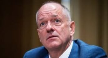 UnitedHealth Group CEO Resigns For Personal Reasons