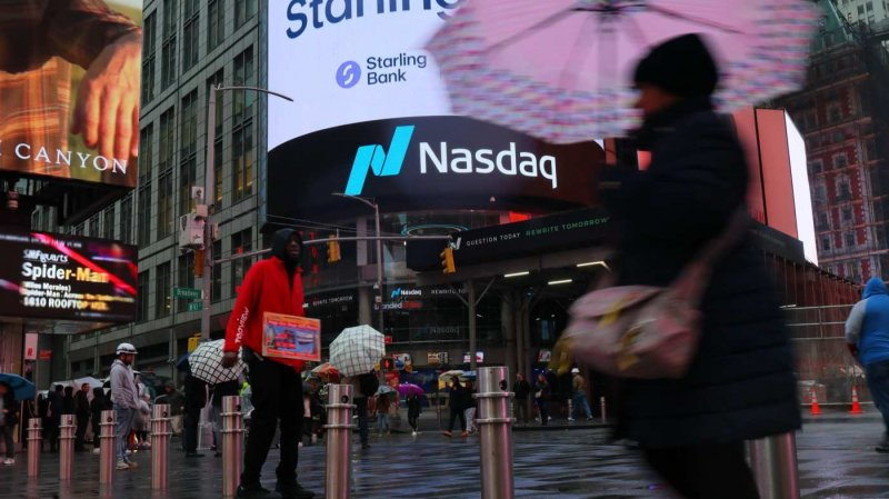 Bond Sell-Off Triggers US Stock Market Decline Amid Rising Treasury Yields