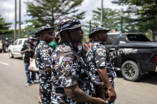 Police Fire Tear Gas at #ReleaseNnamdiKanuNow Protesters in Abuja