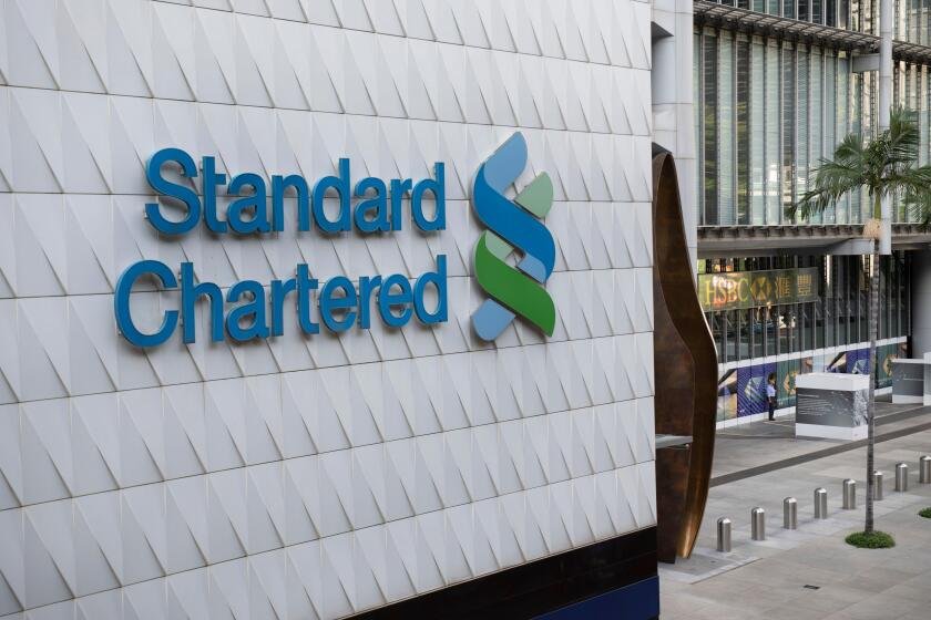 Standard Chartered Bank is hiring a priority manager