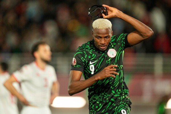Victor Osimhen Nigeria vs Algeria