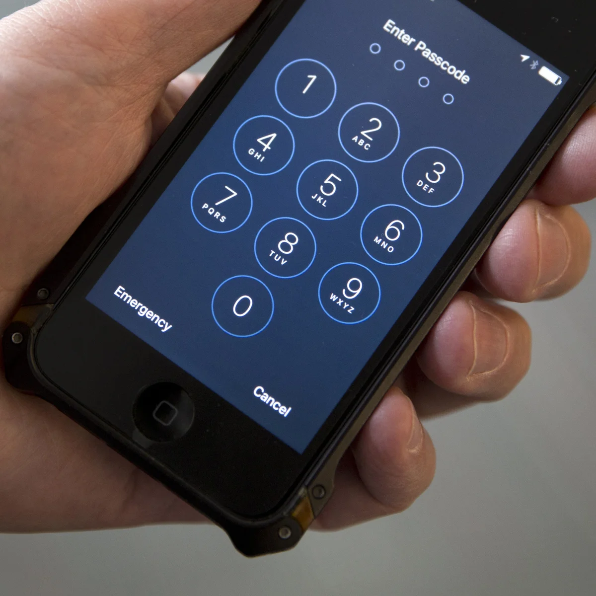 UK Illegal Immigrants' Phones