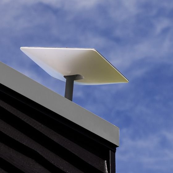 Starlink Offers Free Internet Access in Iran