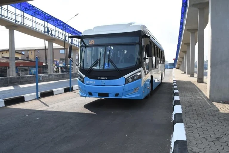 Passengers use the Cowry Card payment system at a Lagos BRT terminal. From August 1, LAMATA will penalise commuters who pay cash on regulated transport services as part of efforts to eliminate revenue leakage.
