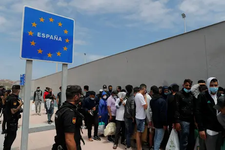 Morocco spain migrants
