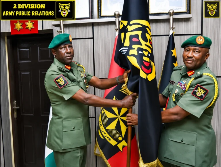 Major General Auwalu Mahmuda and outgoing Major General Chinedu Nnebeife during the handover ceremony at the Nigerian Army's 2 Division Headquarters in Ibadan